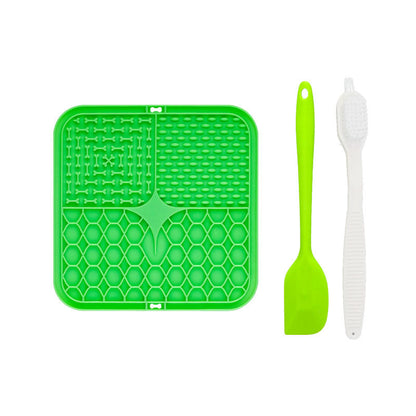Silicone pet licking pad