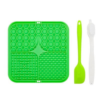 Silicone pet licking pad